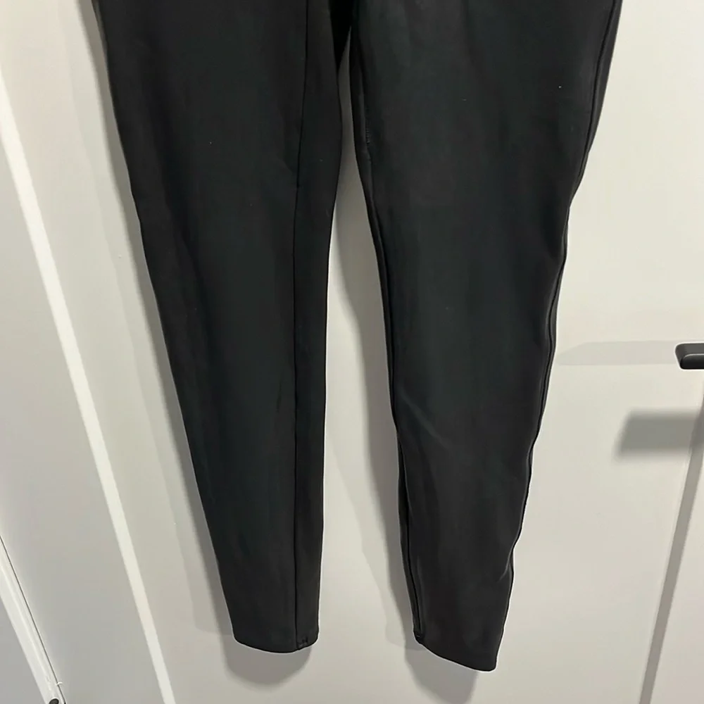 Spanx Faux Leather Leggings EUC